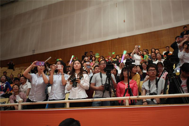 壹号娱乐 - NG大舞台,有梦你就来